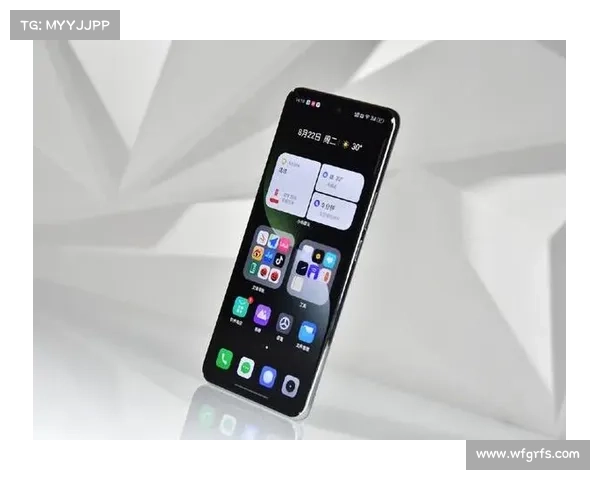 realme真我GT 5真机曝光:1.5K柔性直屏,无塑料支架 realme真我GT 5真机曝光:1.5K柔性直屏,无塑料支架